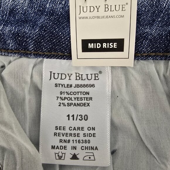 Judy Blue Jeans Women's 11/30 Bootcut Mid-Rise Stretch Distressed Patch JB88696 - Picture 9 of 11